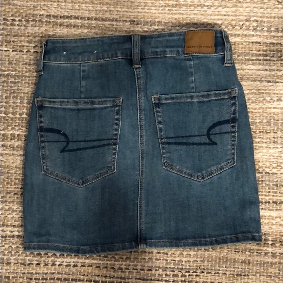 Mini jean skirt - Picture 2 of 2